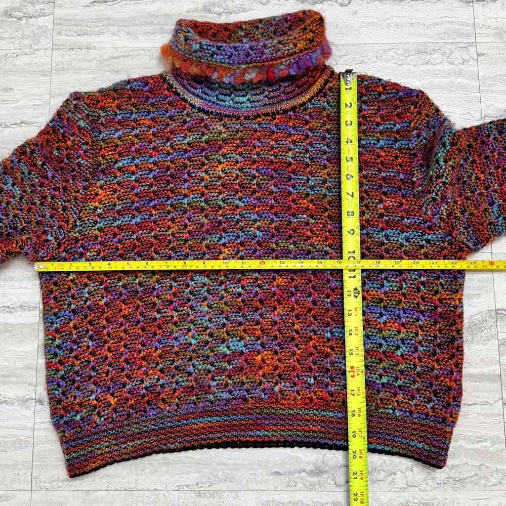 St. John Vintage by Marie Gray Wool turtleneck Sweater. Size L - Picture 7 of 10